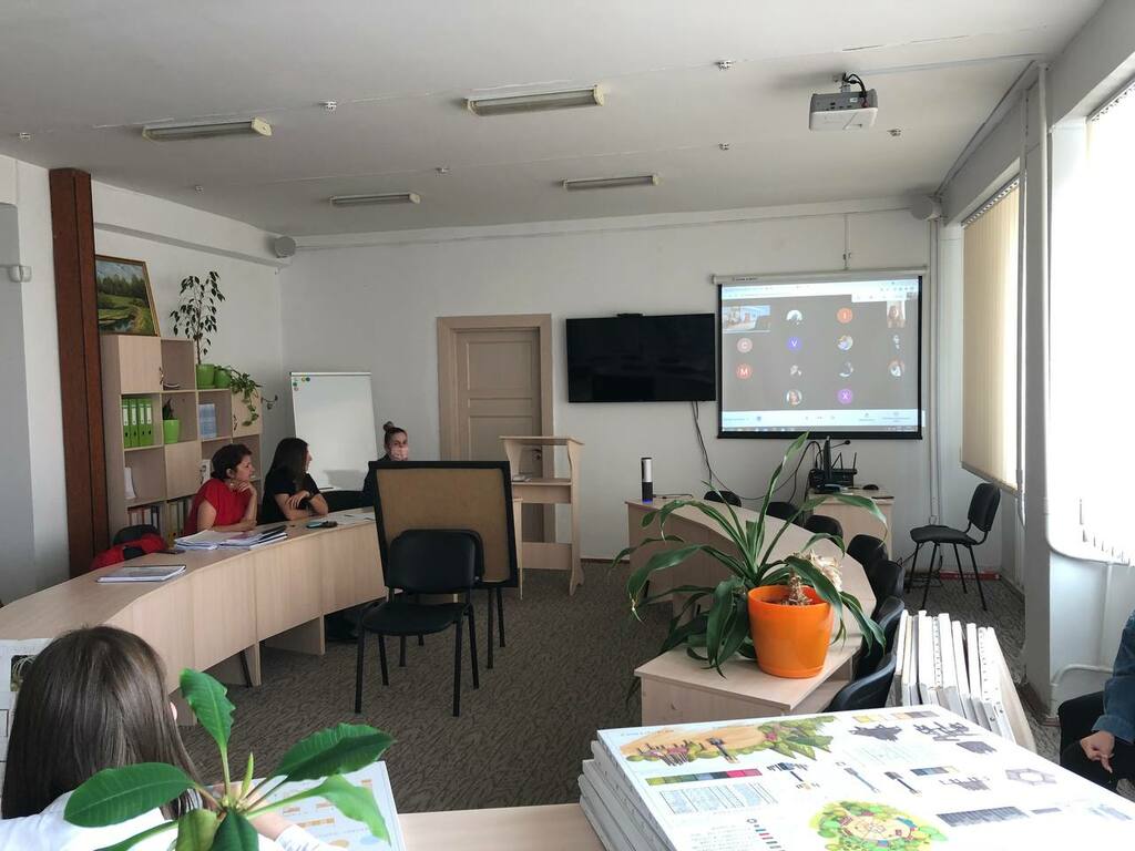 photo5319006431762035594