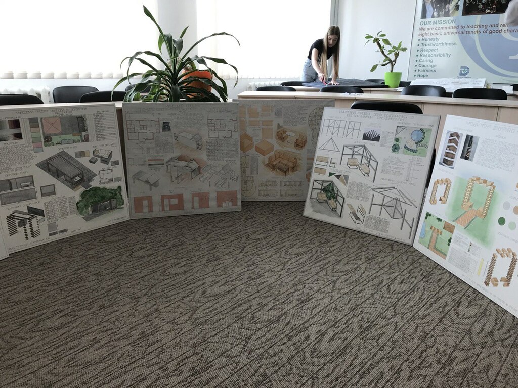 photo5332669160817275966